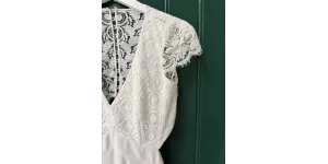 Lou showroom sample
