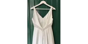 Lune showroom sample