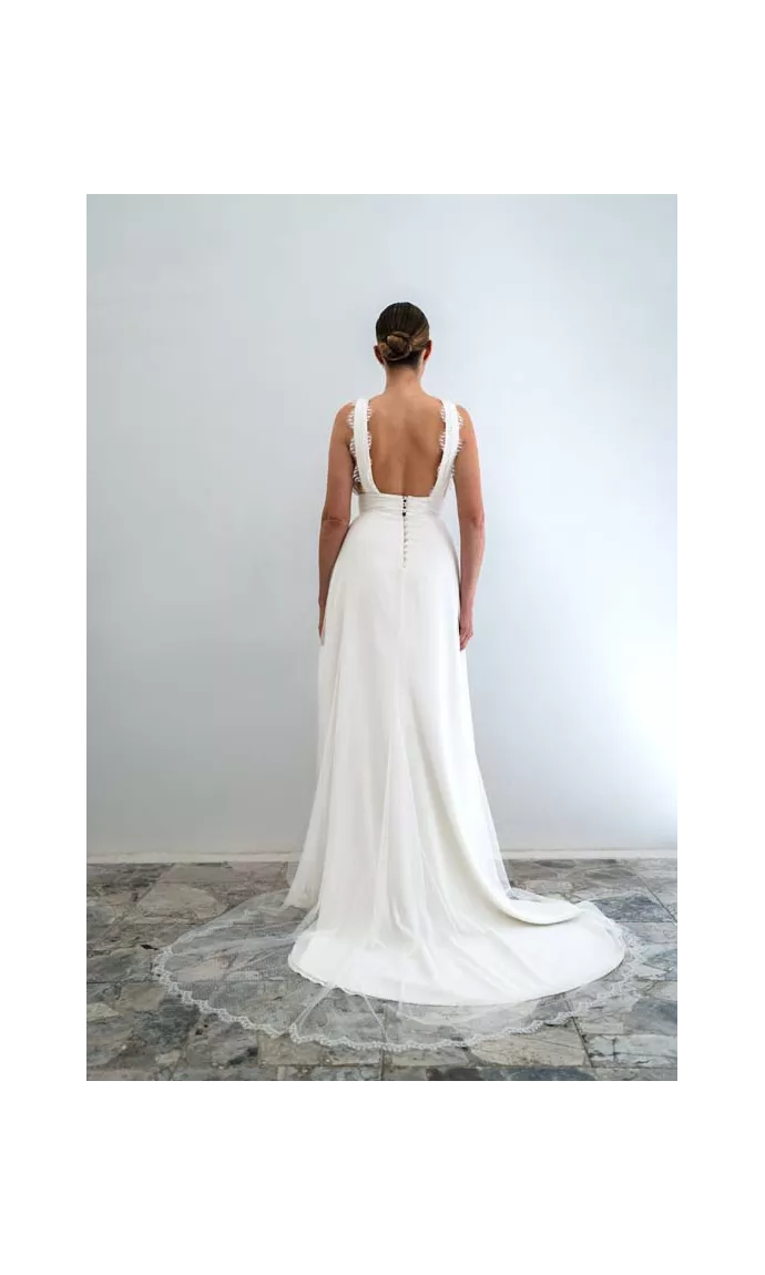 Penelope Showroom sample