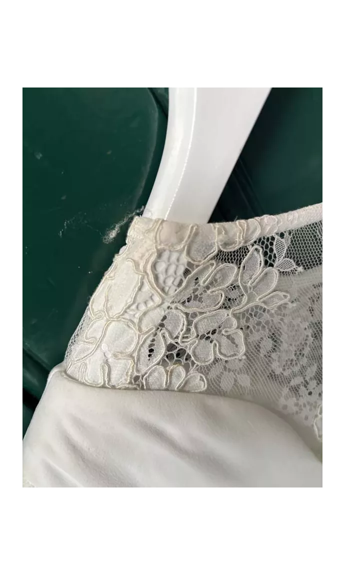 Romy showroom sample