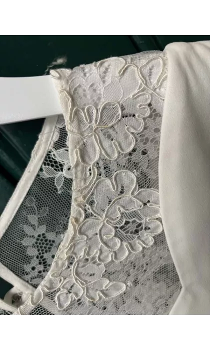 Romy showroom sample