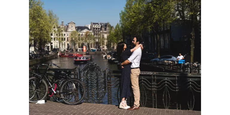 Fêter son anniversaire de rencontre à Amsterdam